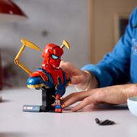 LEGO® ǀ Marvel 76326 Bista Iron Spider-Mana (1)