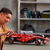 LEGO® Tech 42207 Automobil Ferrari SF-24 F1 (2)