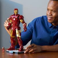 LEGO® ǀ Marvel 76344 Iron Man Mark 3 – kolekcionarsko izdanje (1)